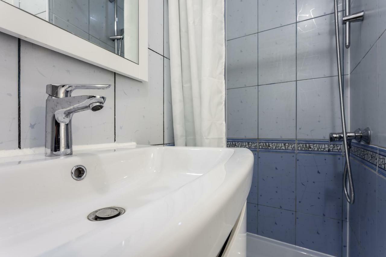 Modern Apartment In Lviv Historic Centre מראה חיצוני תמונה
